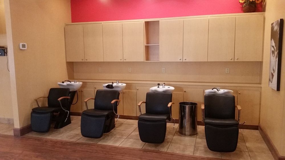 Turnkey Salon & Spa Southwest FL: 1755 Boy Scout Dr, Fort Myers, FL 33907